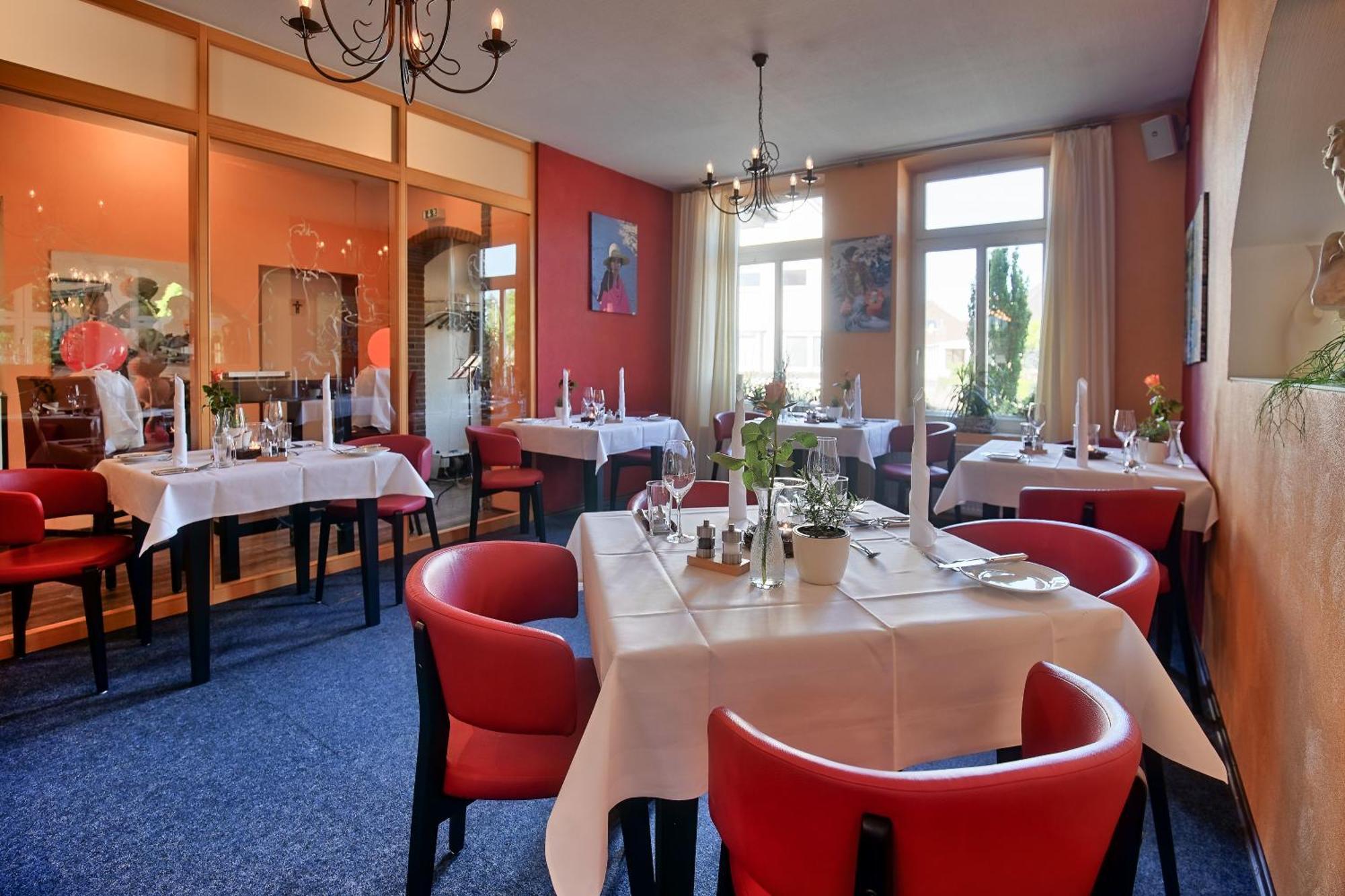 Hotel Im Schuetzenhof, Jever Exterior photo