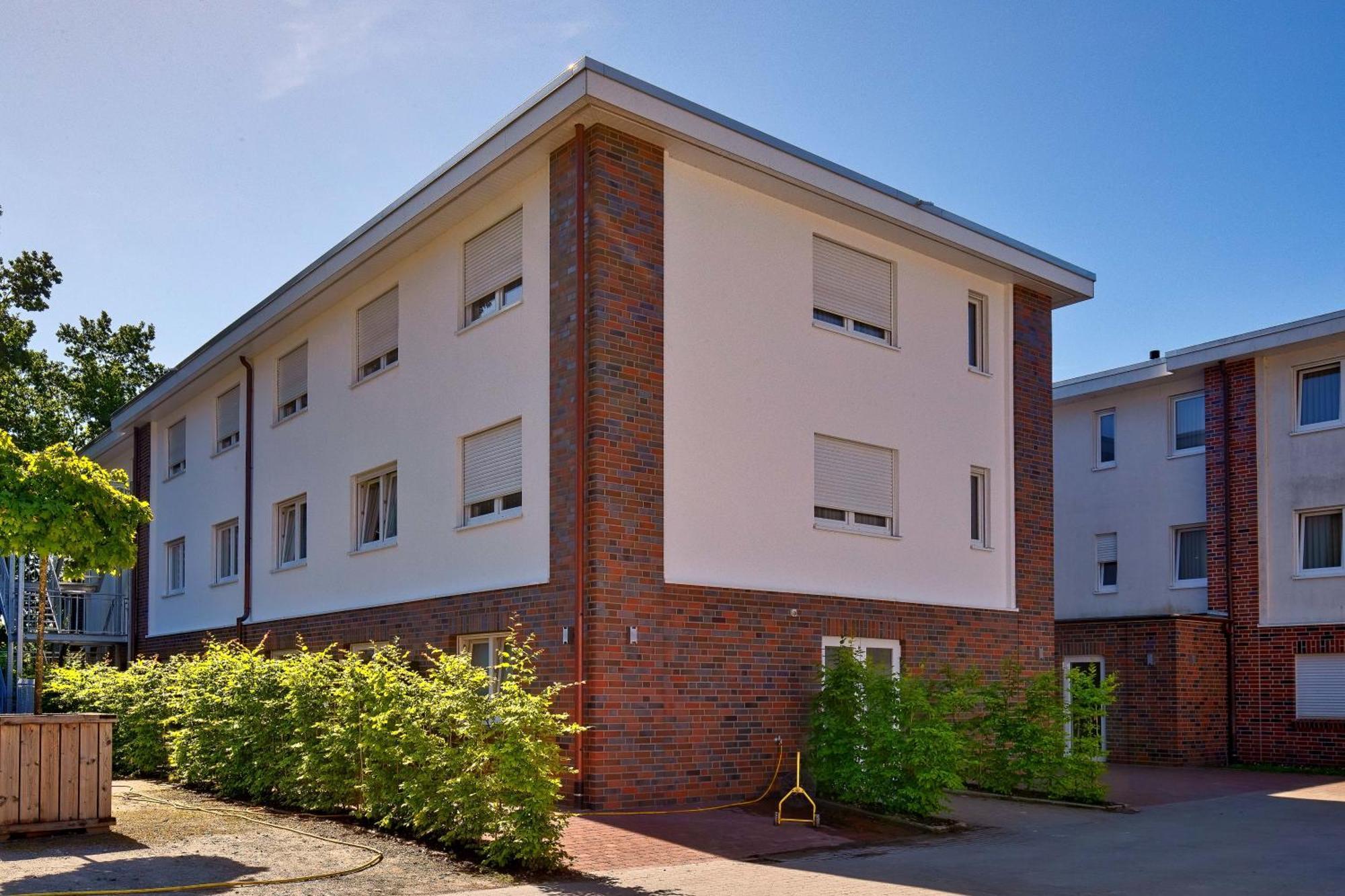 Hotel Im Schuetzenhof, Jever Exterior photo