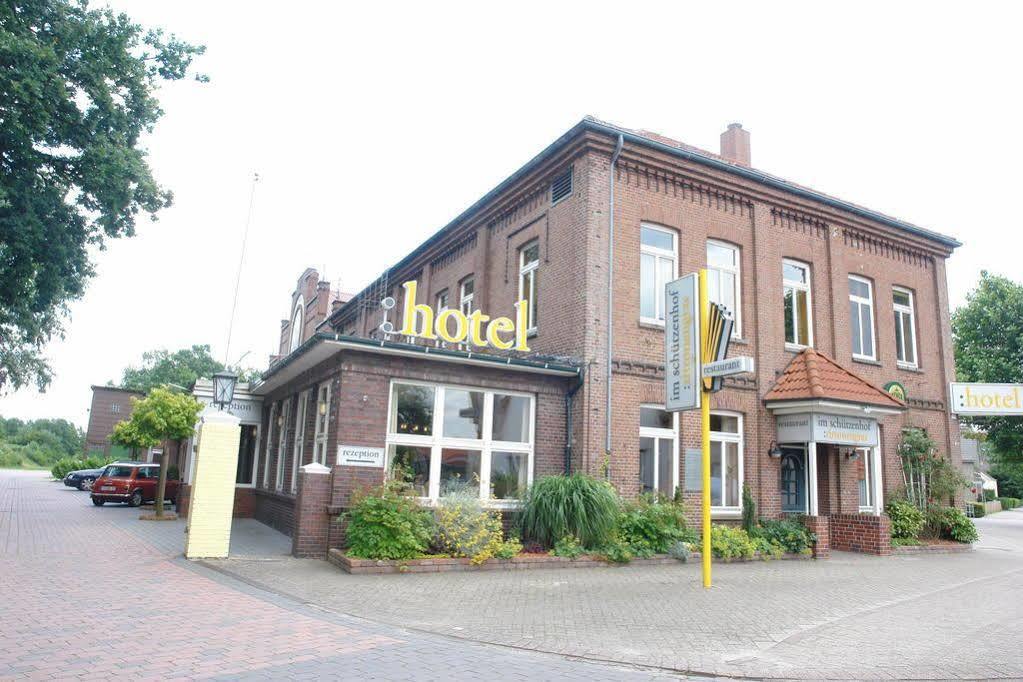 Hotel Im Schuetzenhof, Jever Exterior photo